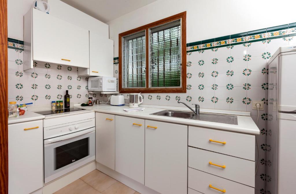 Apartamentos Leo بورت دي بوينسا الغرفة الصورة